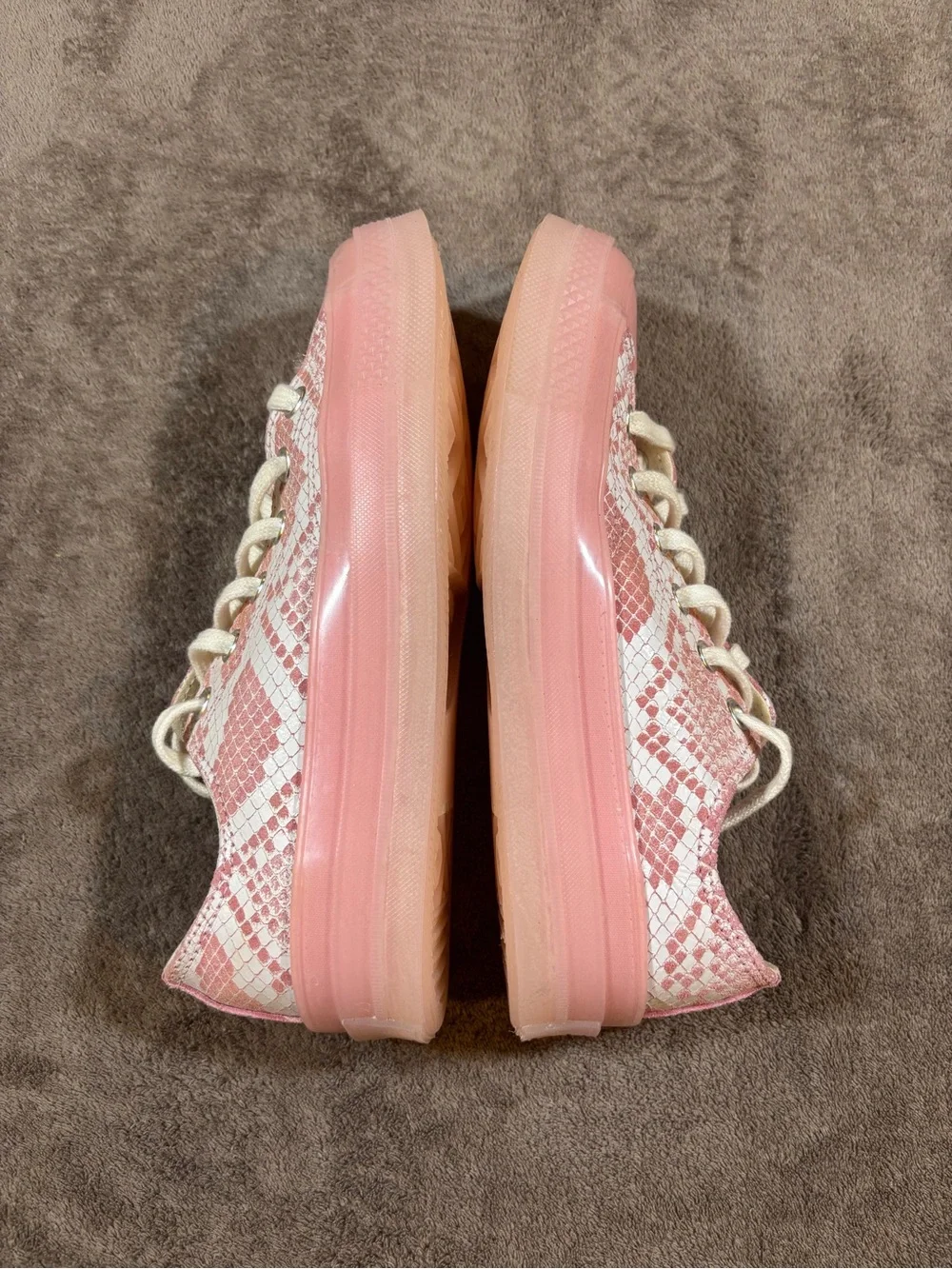 Converse women’s size
